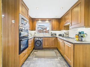 Photo 14- click for photo gallery